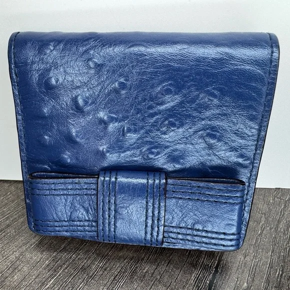 Kate Spade Ostrich Embossed Compact Wallet - Picture 2 of 7